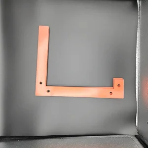 073037