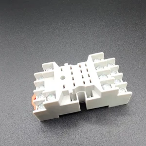 444024